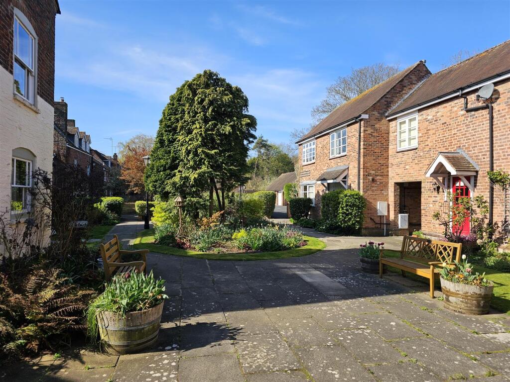 Communal Gardens