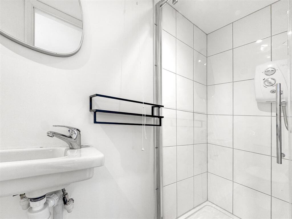Bathroom .jpg