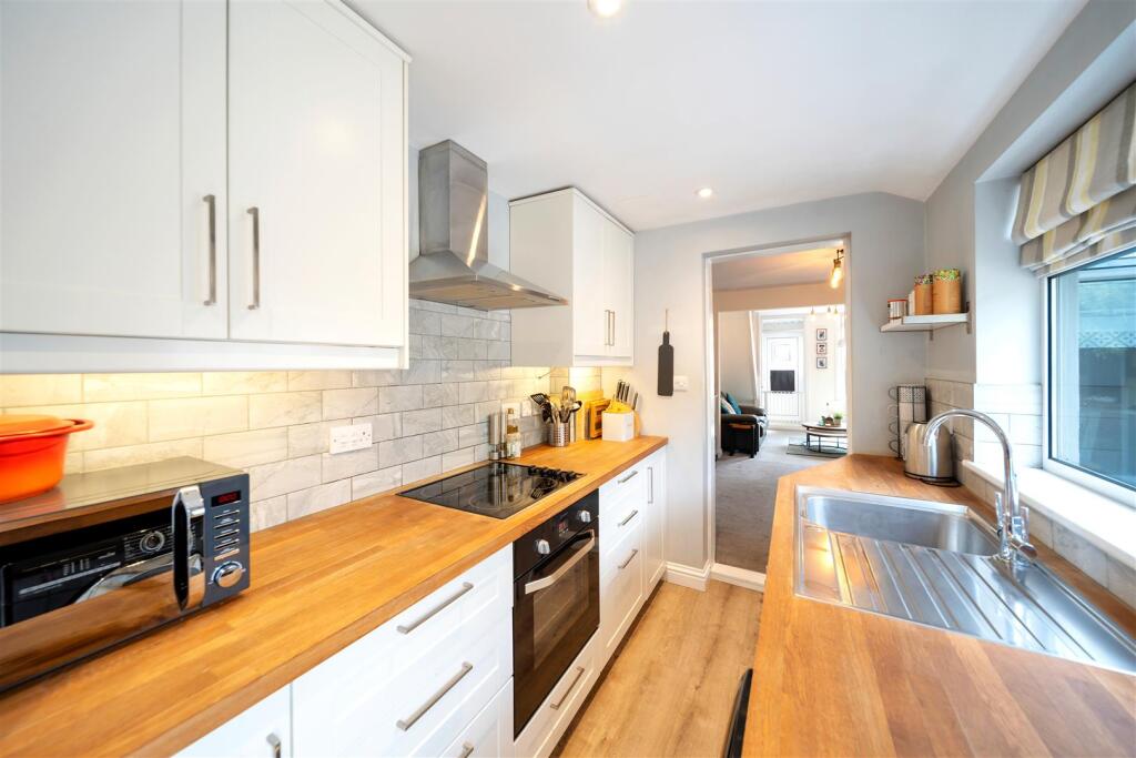 60 Parliment Road-47.jpg