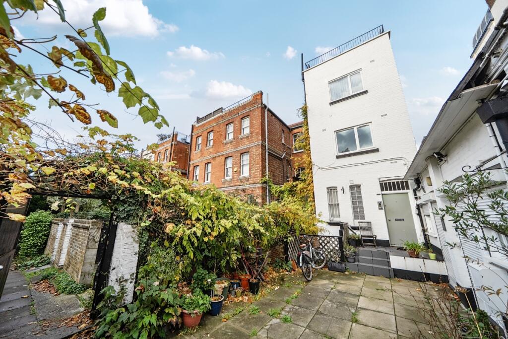 1383212-1-691dc00...