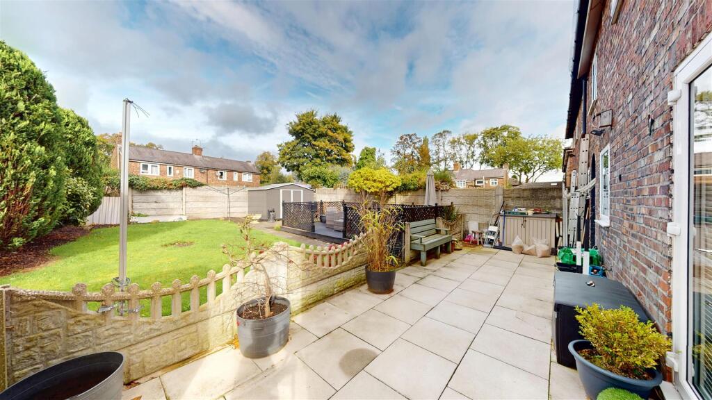 Rivington Avenue Rear Garden