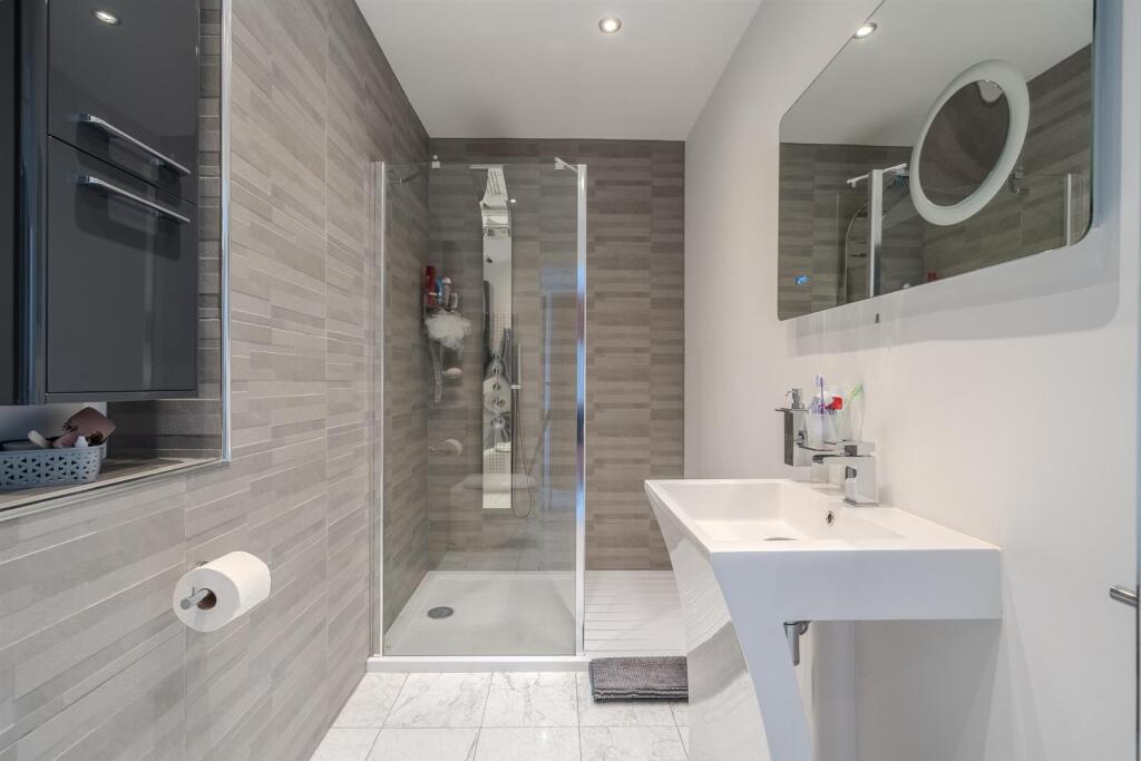 19 Oaks Court-46.jpg