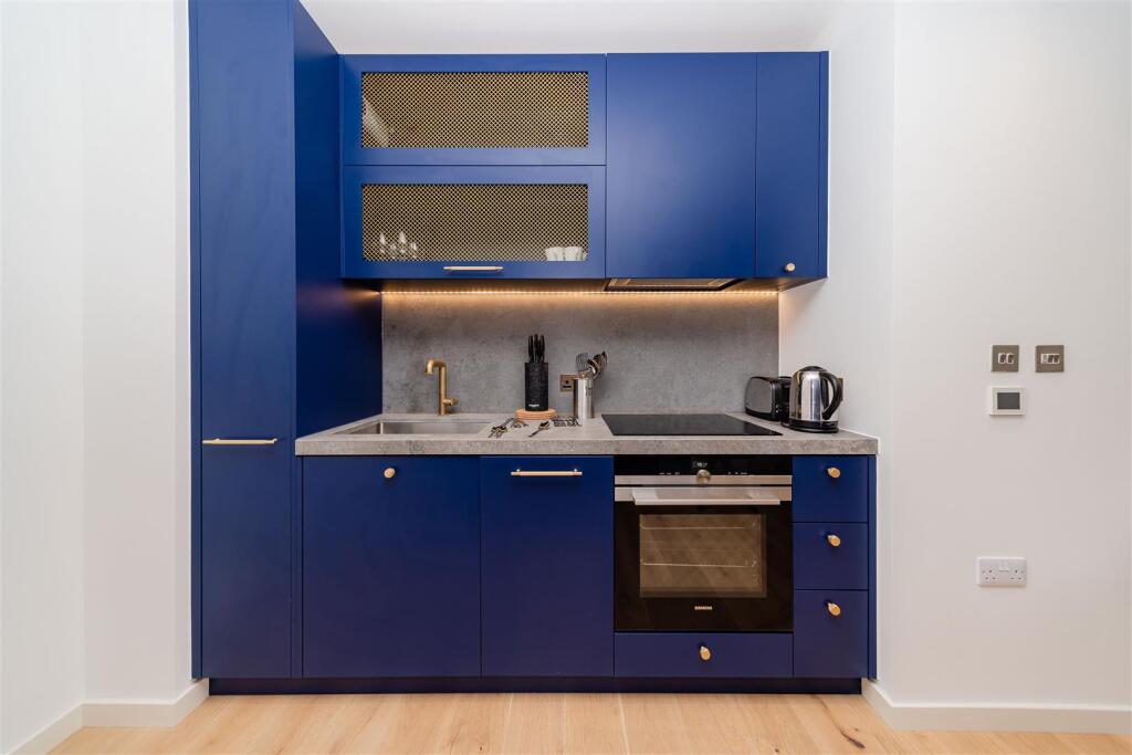 Kitchen      .jpg