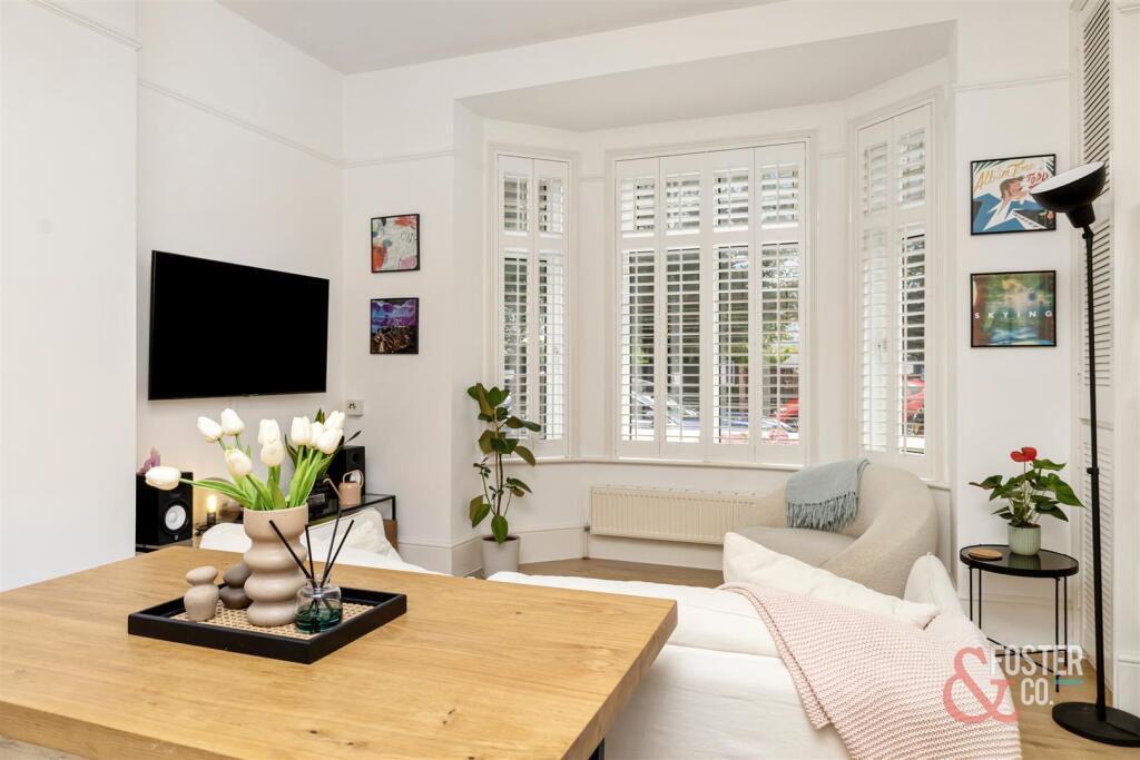 Somerhill Road 6, Flat 1-011.JPG