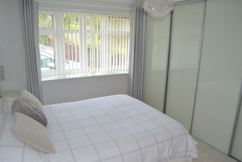 Bedroom 11.JPG