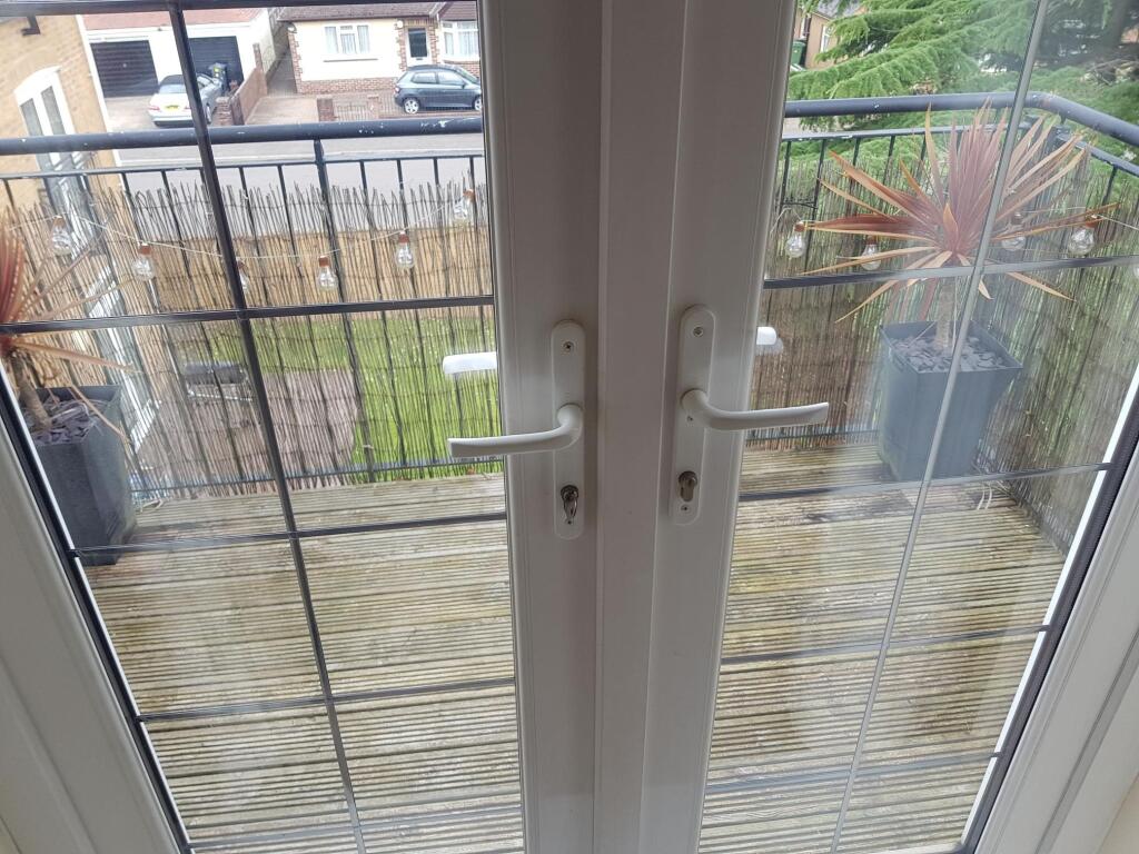 doors to balcony fro