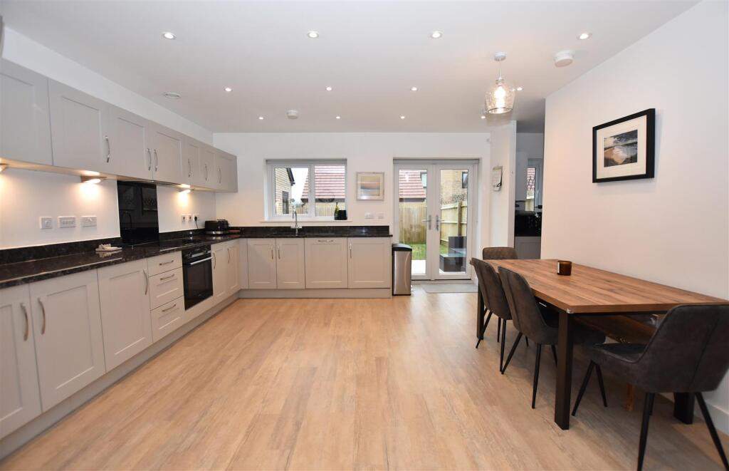 Kitchen Diner I.JPG