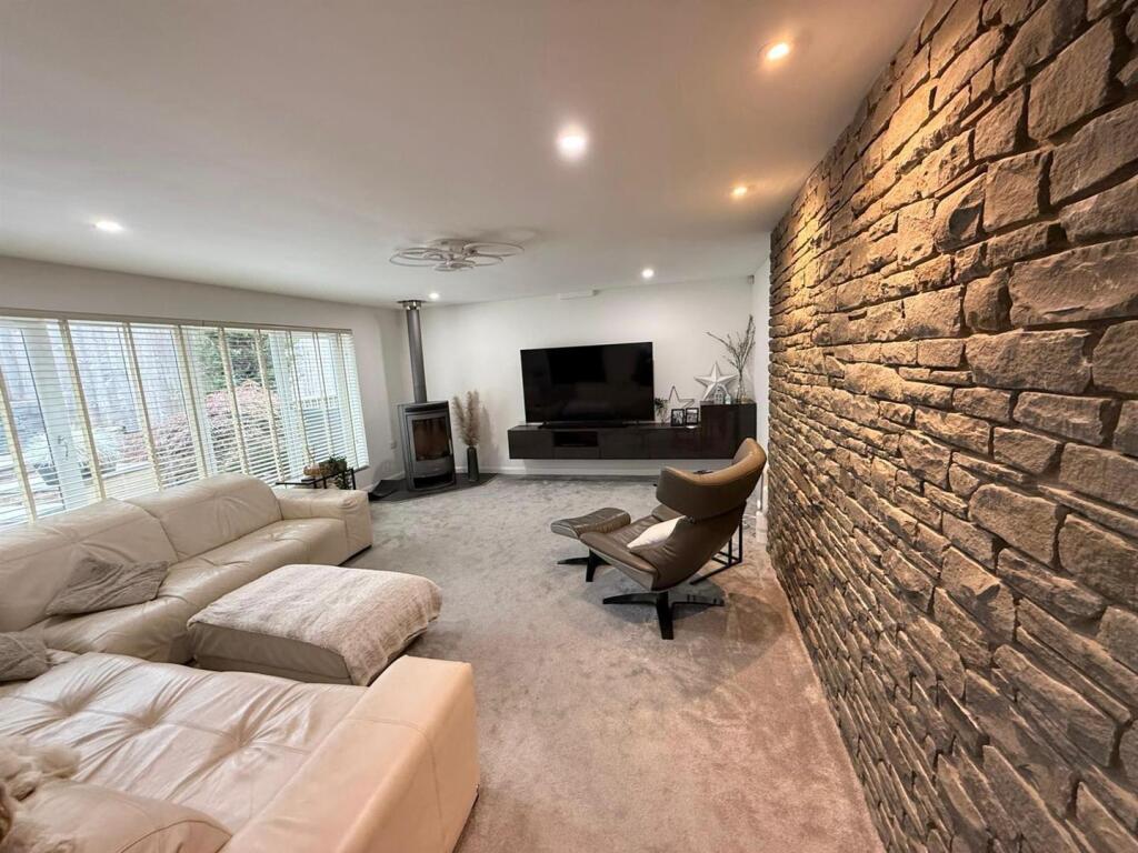 20250724_051926000_iOS 1.jpg