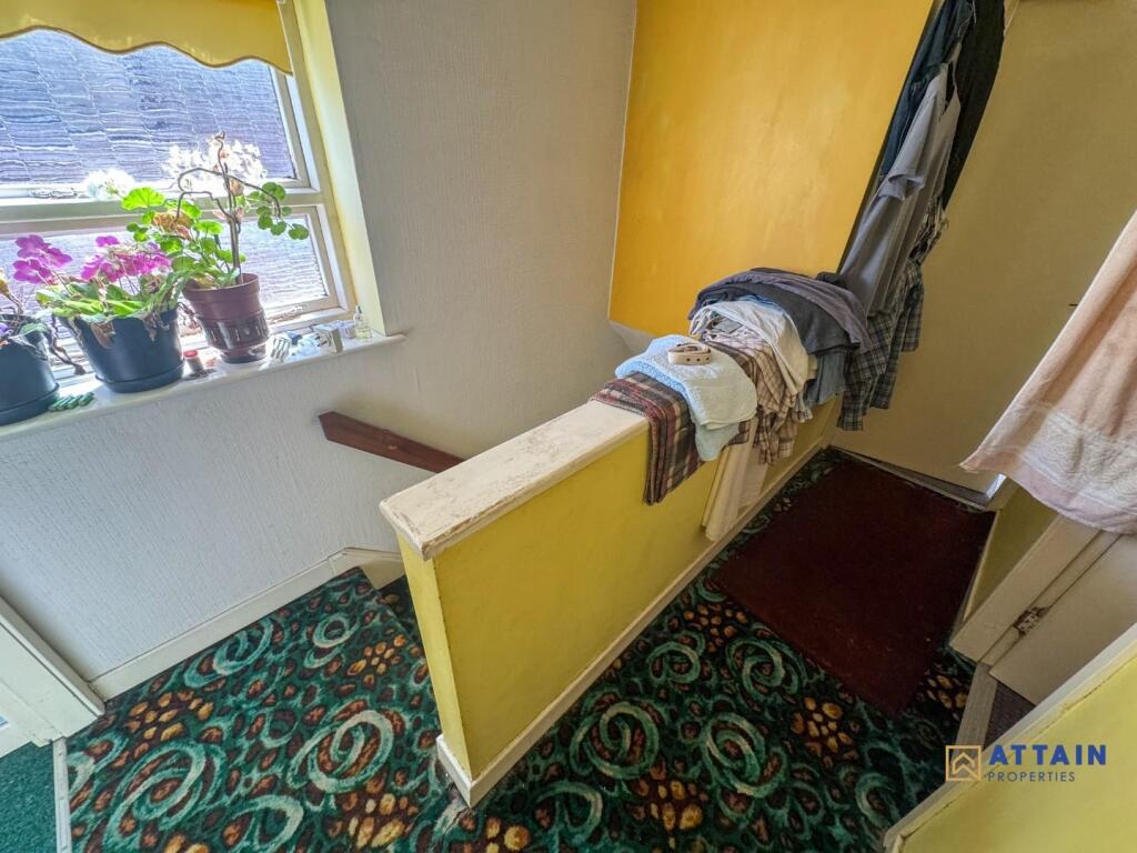 Upstairs Hall.jpg