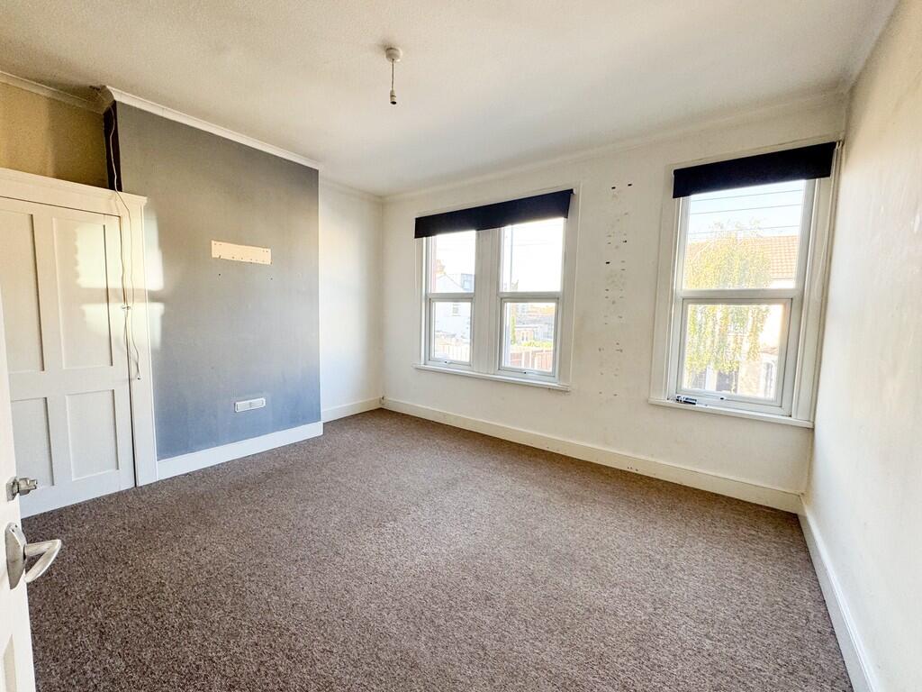 12 North Avenue b...