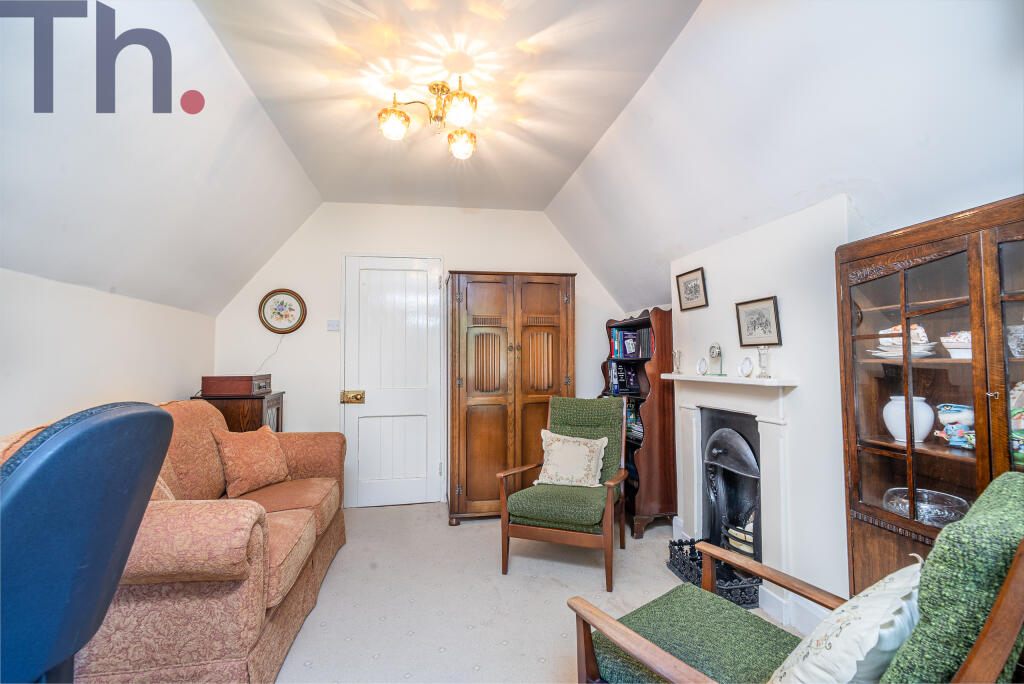Bedroom 2 with original features