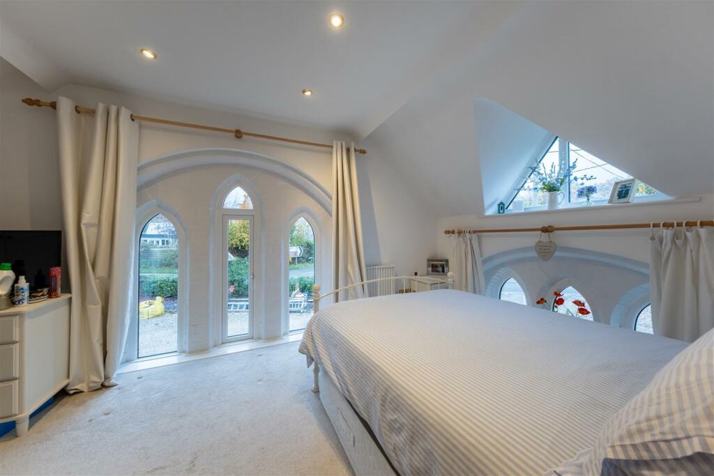 Church House-031.jpg