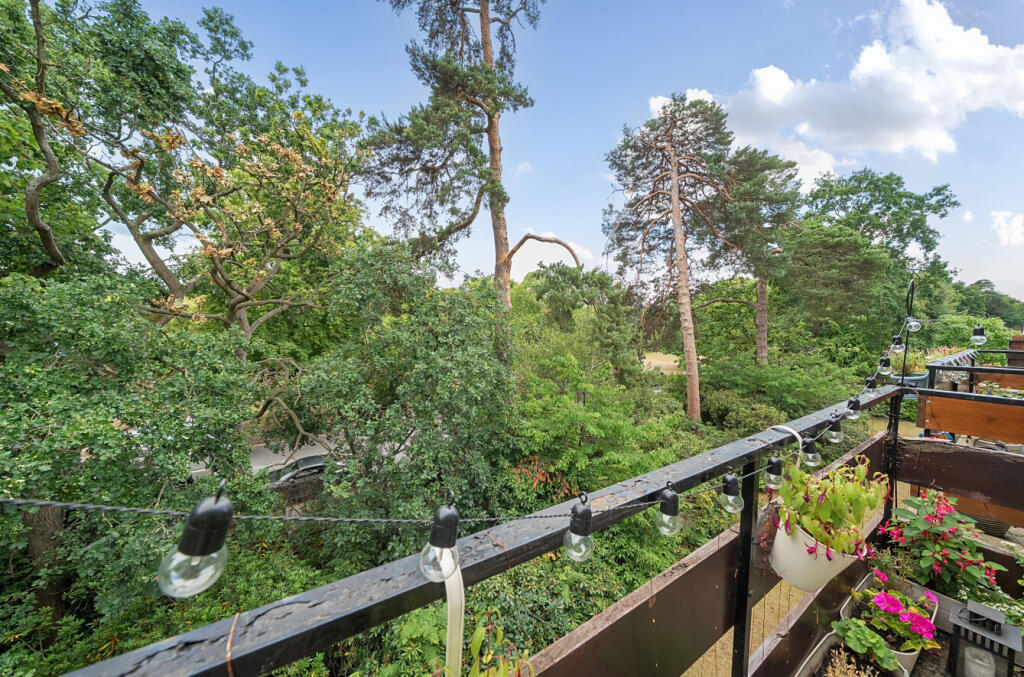 1324954-10-687e6c...