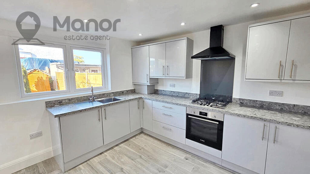 WhatsApp Image 2025-10-06 at 11.59.29 (1)