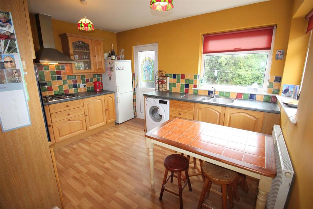 Filey Rd, kitchen.JPG