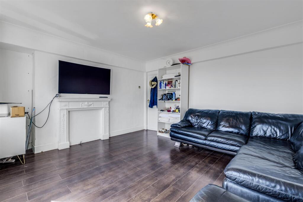 Hartley House, SE1