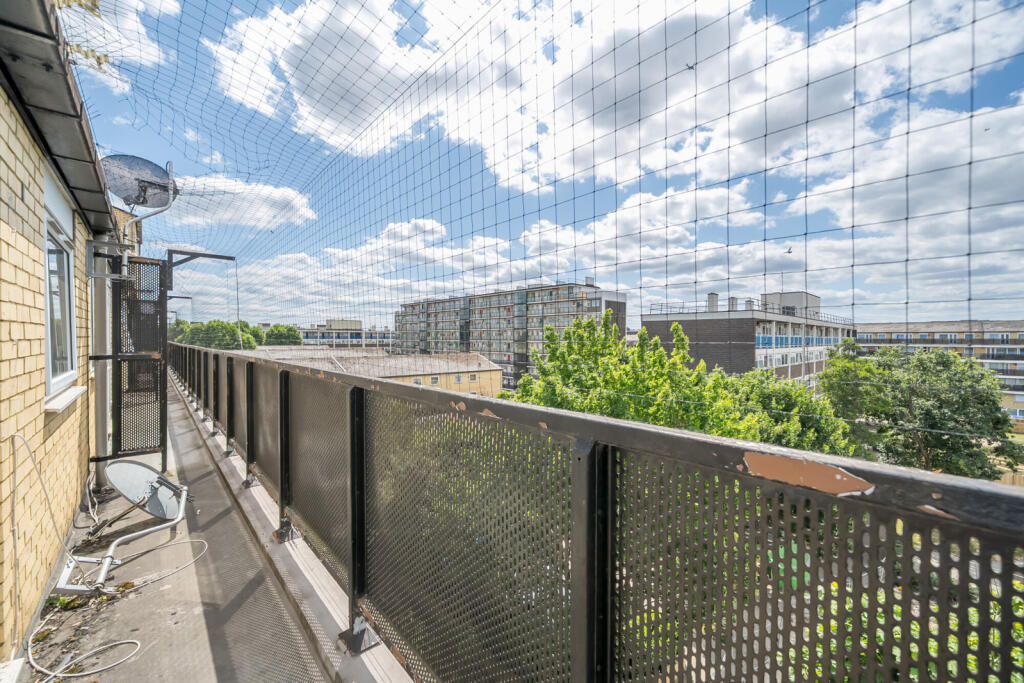 1313979-17-68595c...