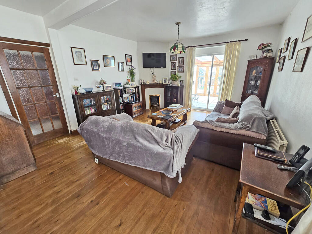 Living room (1)