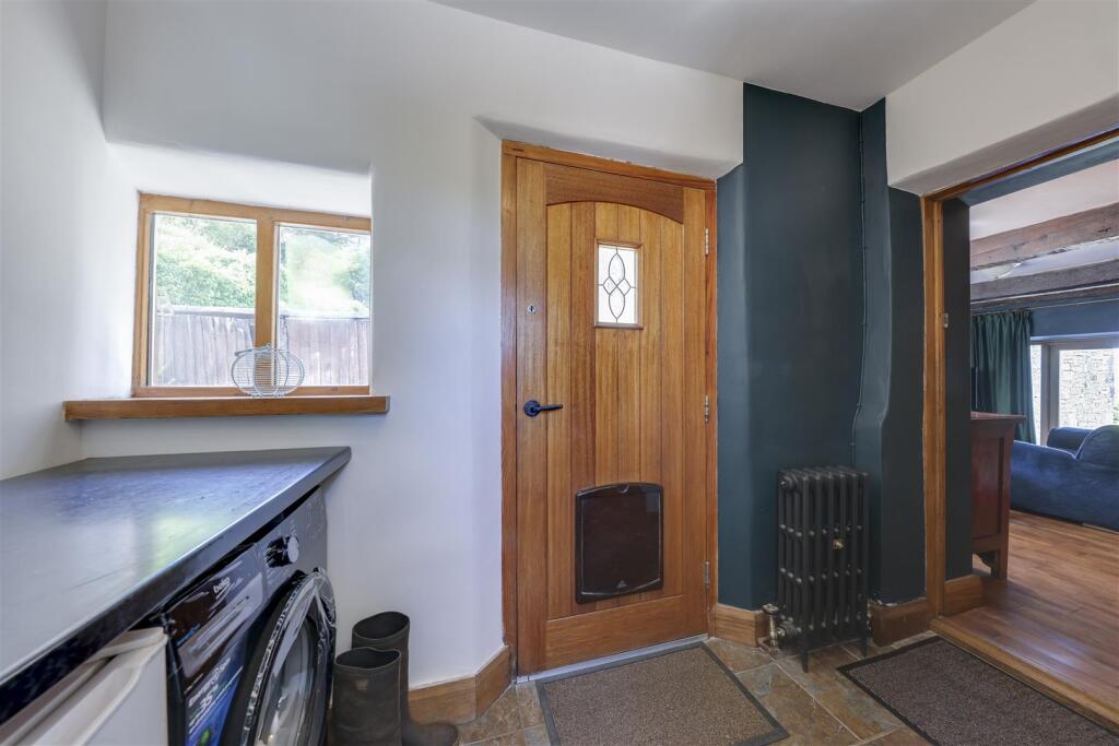 Rear Porch / Utility