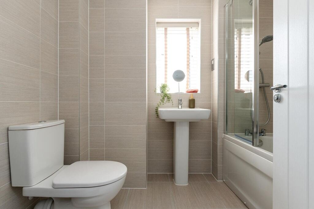 Family-friendly bathroom