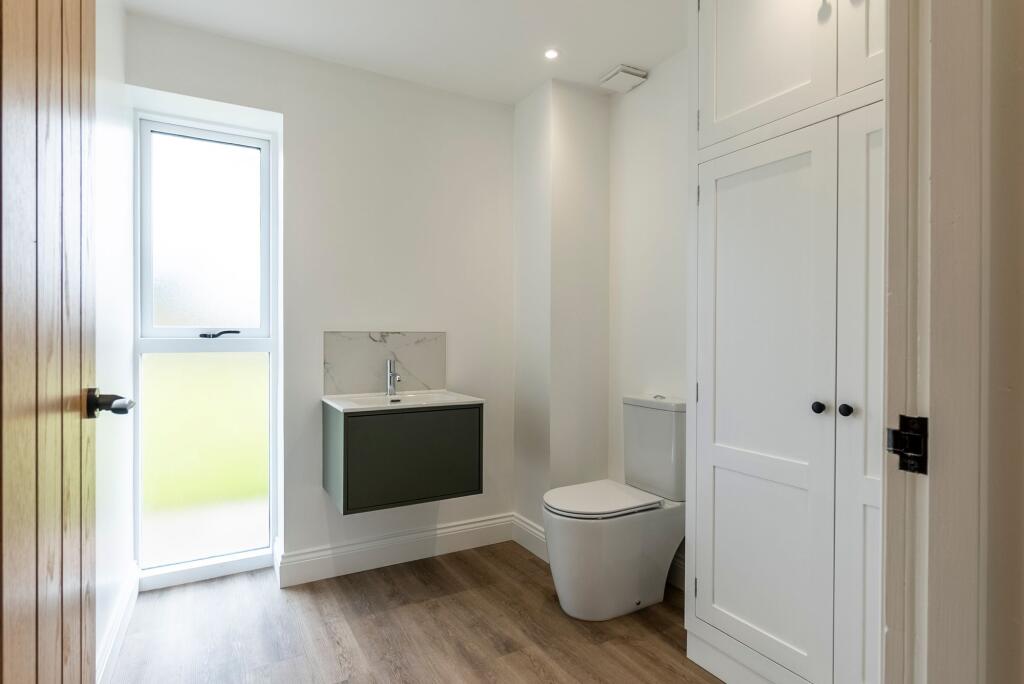 Ground Floor WC