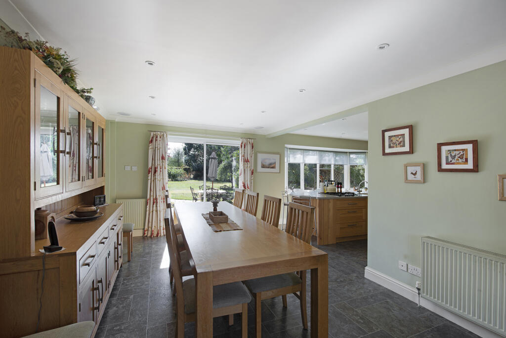 Kitchen/Dining