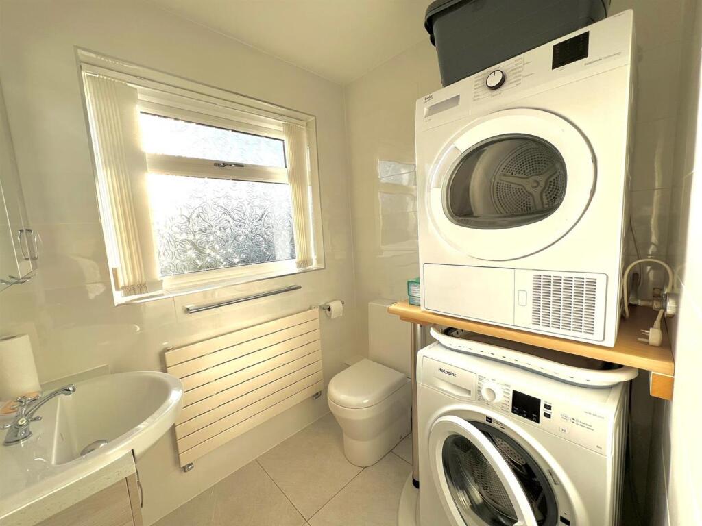 Shower Room/Utility