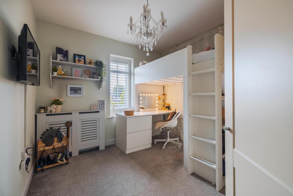 2 George Drive-50.jpg