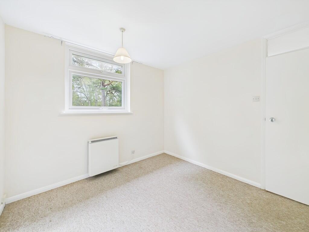 bedroom 2.