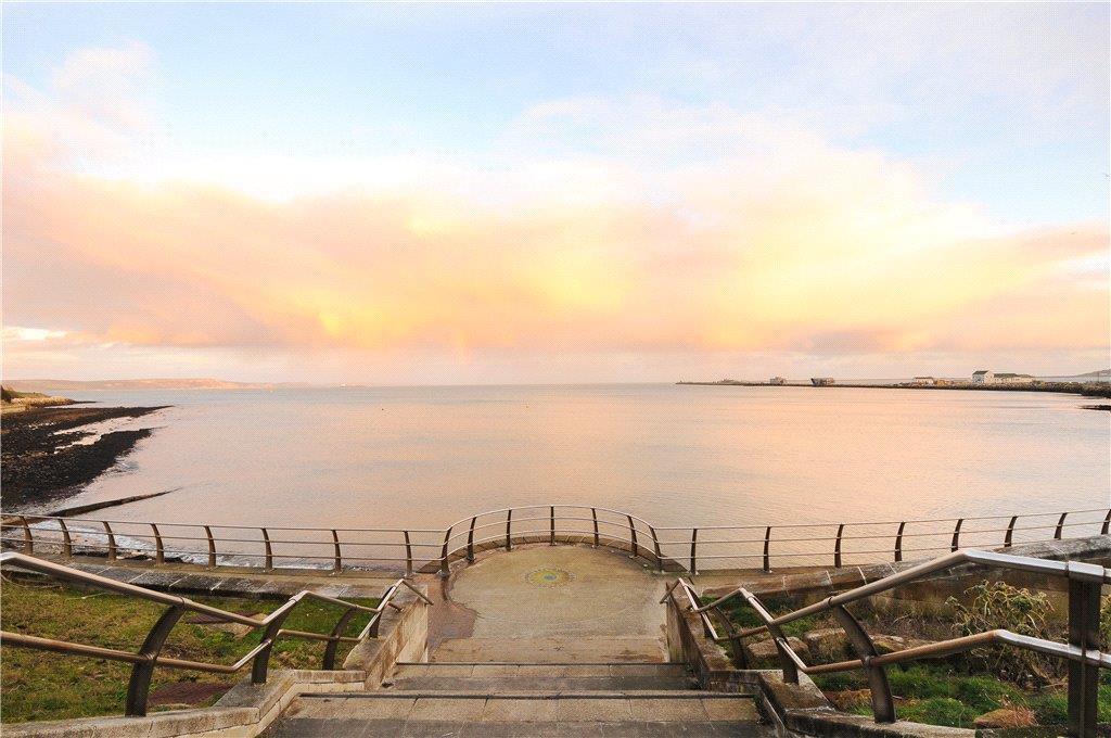 Nearby Newtons Cove.jpg