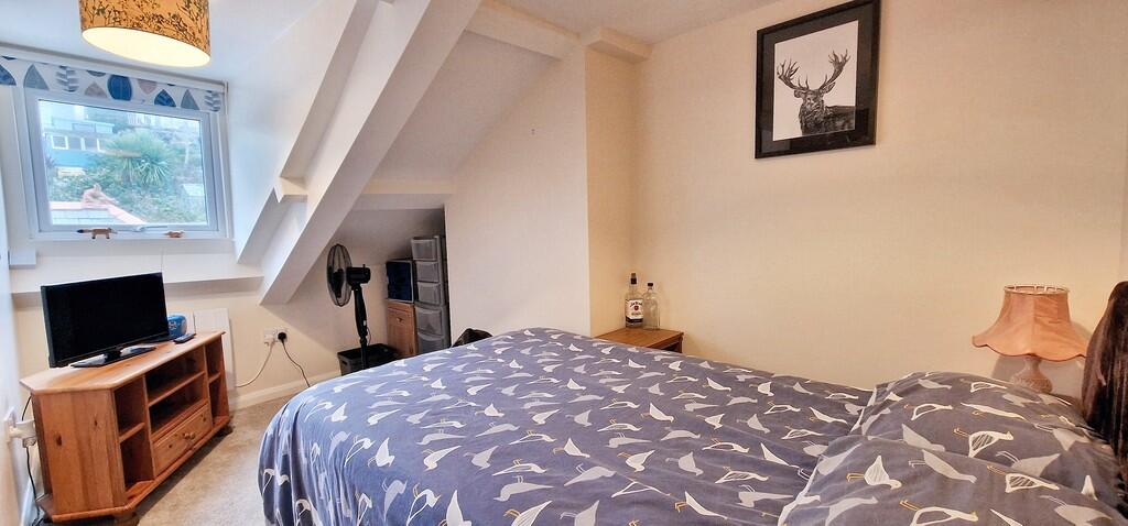Maisonette - Thir...