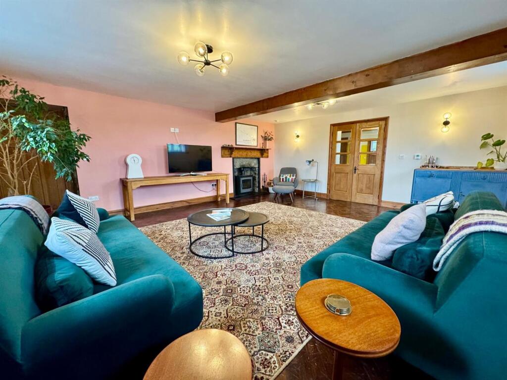 PHOTO-2025-09-05-07-36-53 (20).jpg