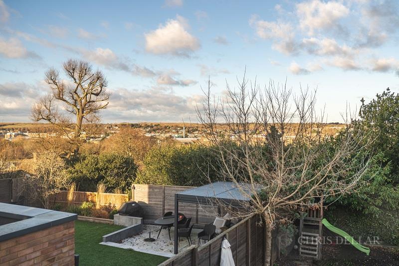 36 Warner Close WM-5.jpg