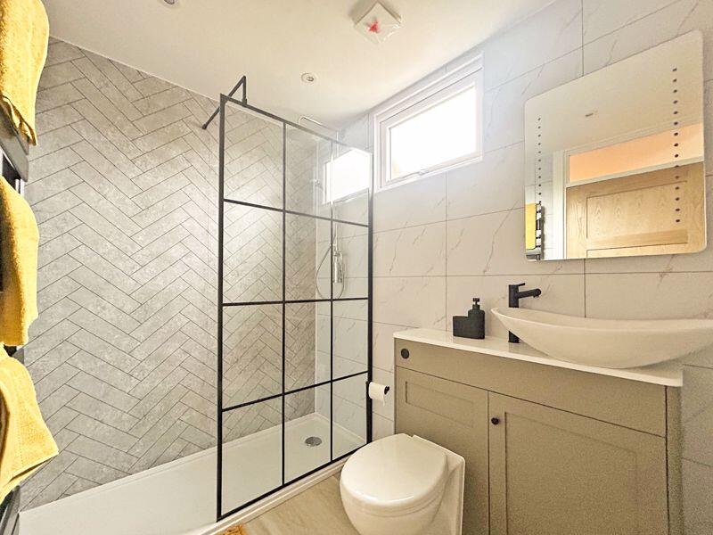 Family Shower Room