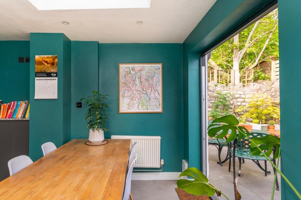 0B9RAD - Kitchen Diner E.jpg