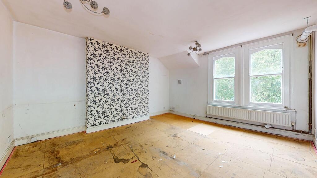 70C Colvestone Crescent, Hackney, London, E8 2LJ