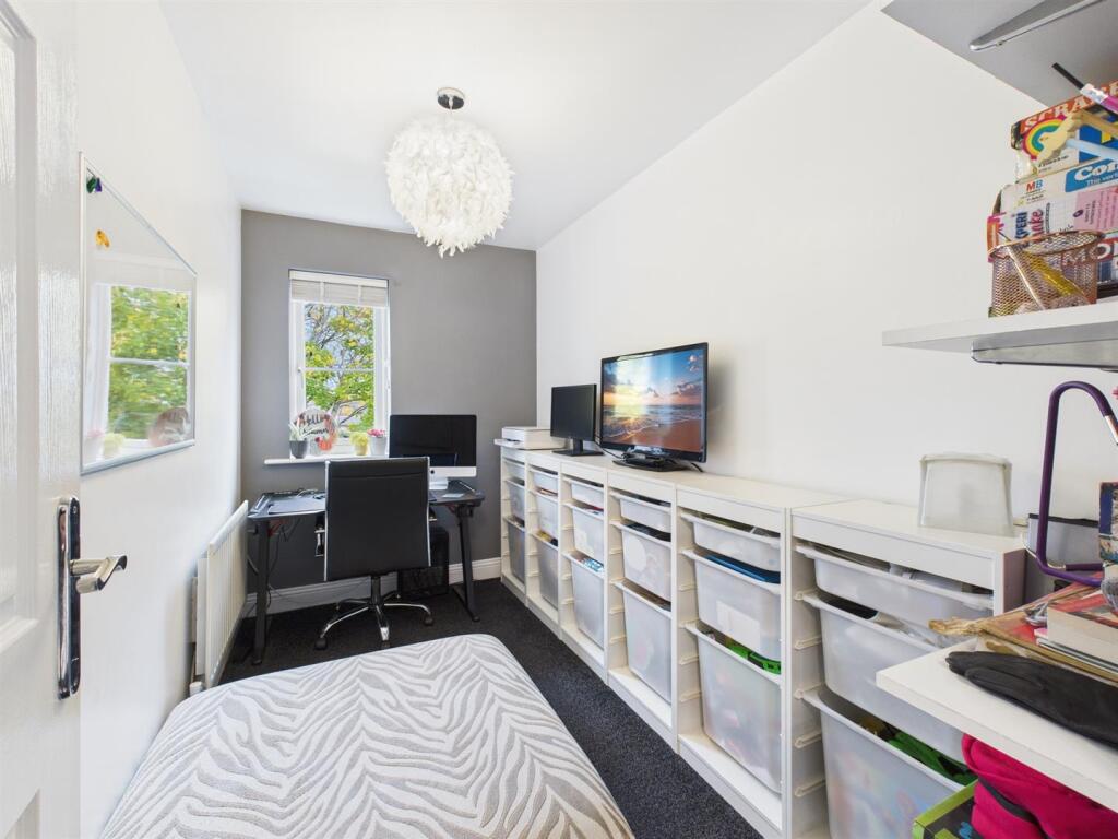 BEDROOM FOUR/HOME OFFICE