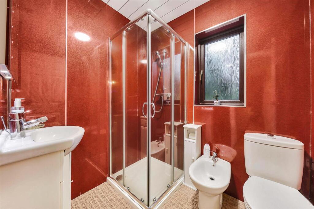 7 Ground Floor Shower Room