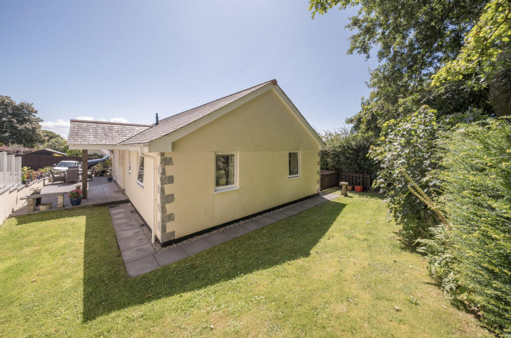 1321687-5-686fa6b...