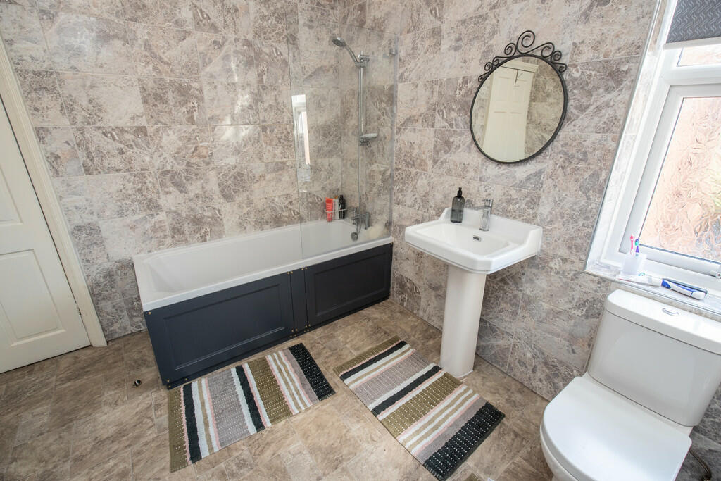 384 Brighton Rd -...