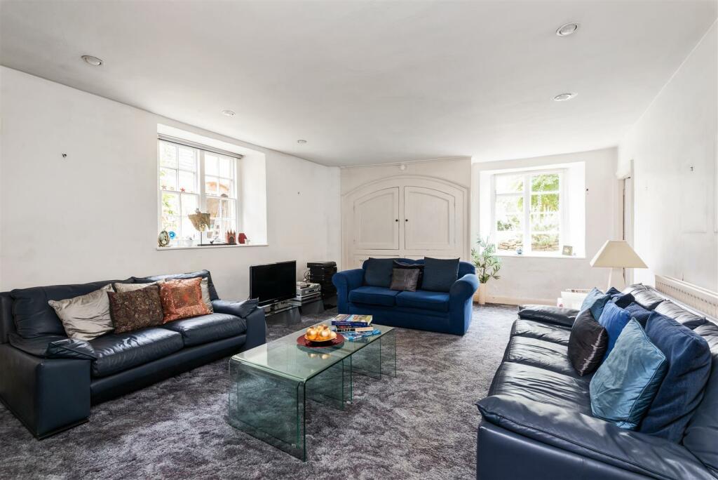 Sitting Room I.jpg