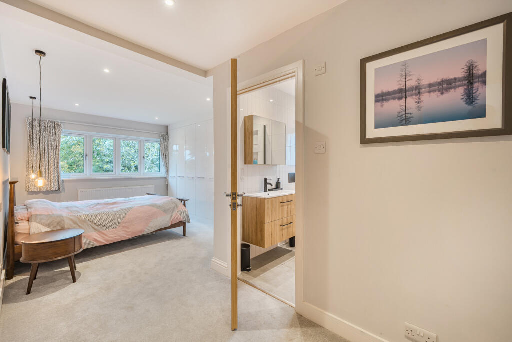 1365825-23-68ef6f...