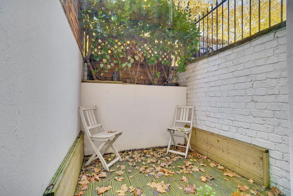 NewKing'sRoad169,Flat2-22.jpg