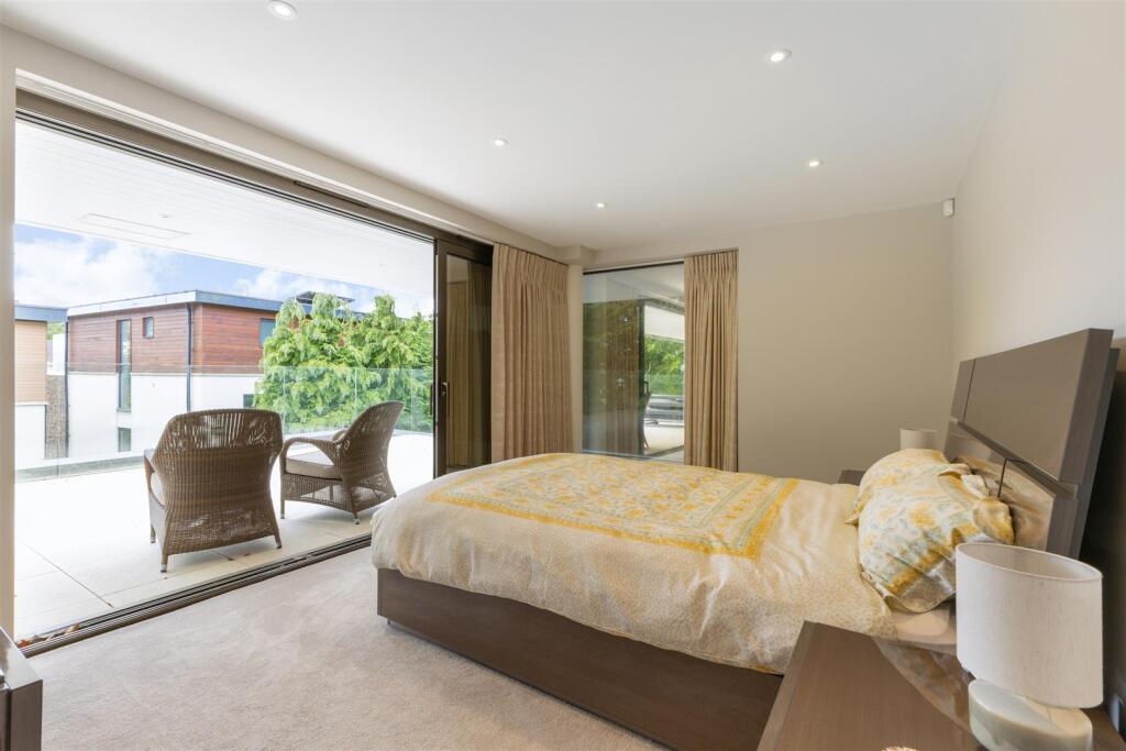 93634_Flat-10-56-The-Avenue  (14).jpg