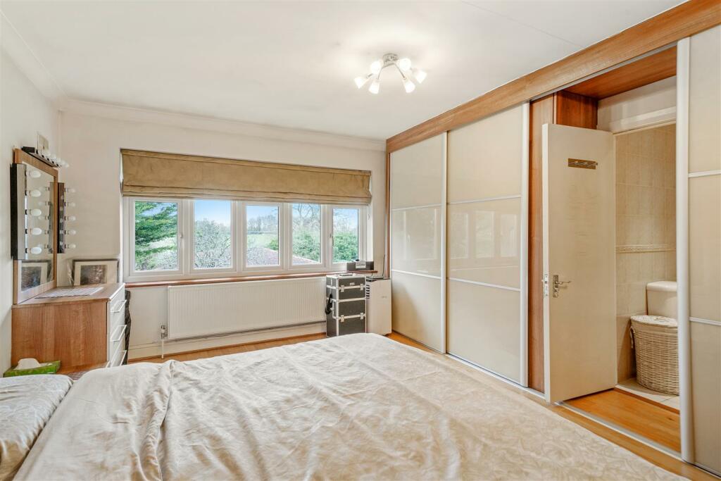 74 Pebworth Road - UMo2JlkoPqVh6j8jBP24.jpg