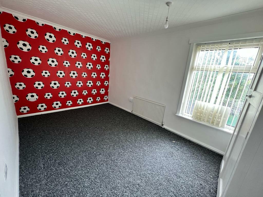 Child Bedroom 2.jpeg