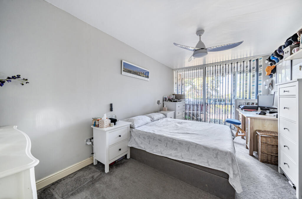 1345646-6-68b016a...