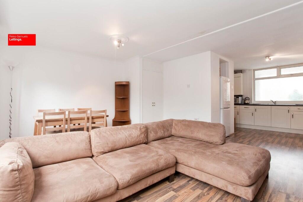 Manchester Road, London, E14
