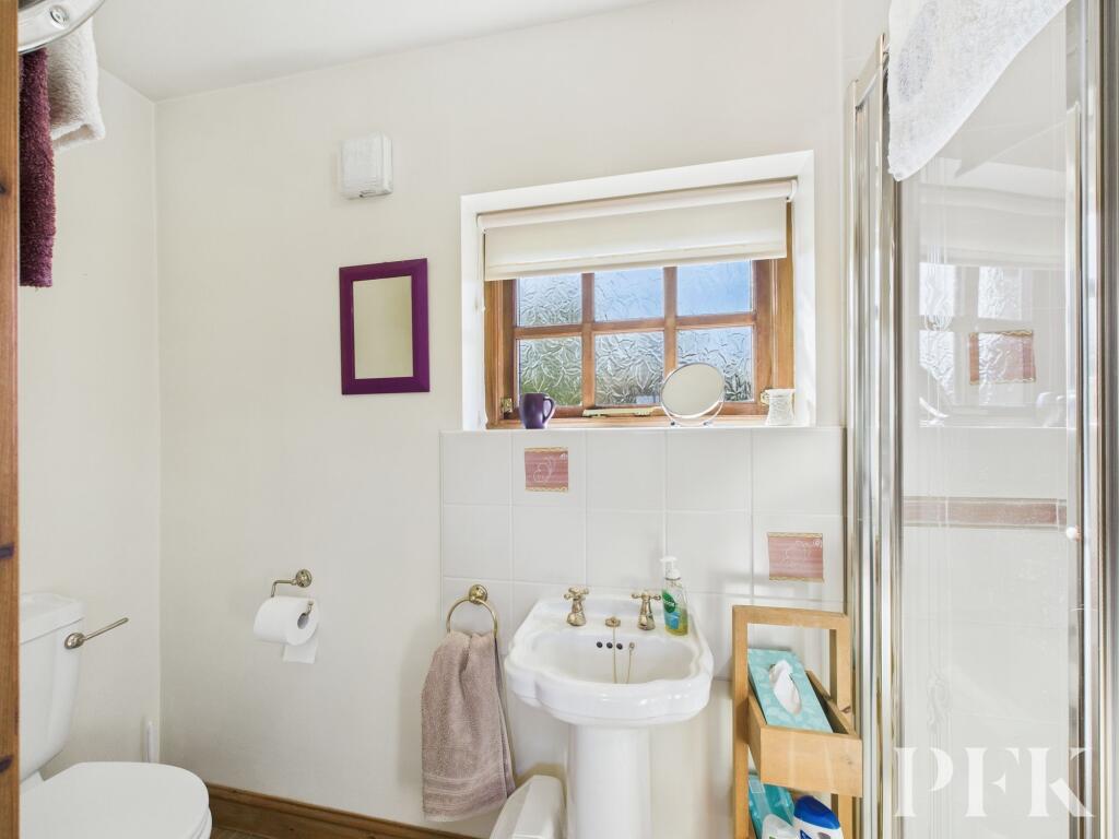 Ensuite Shower Room - Bedroom 4