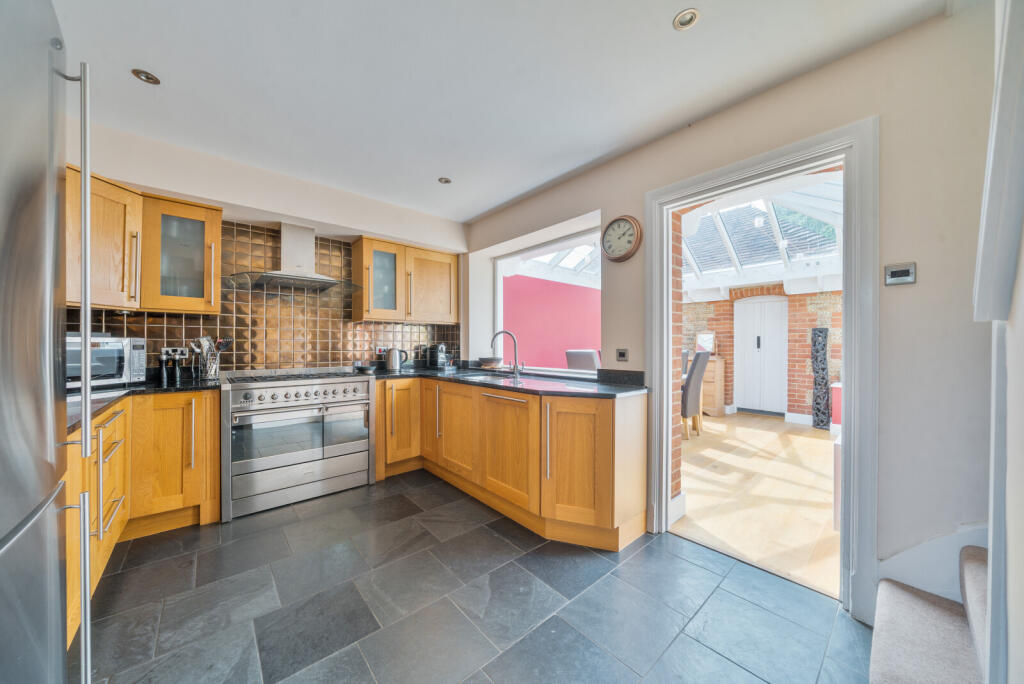 1319184-6-686415b...